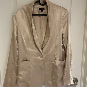 silk-like blazer